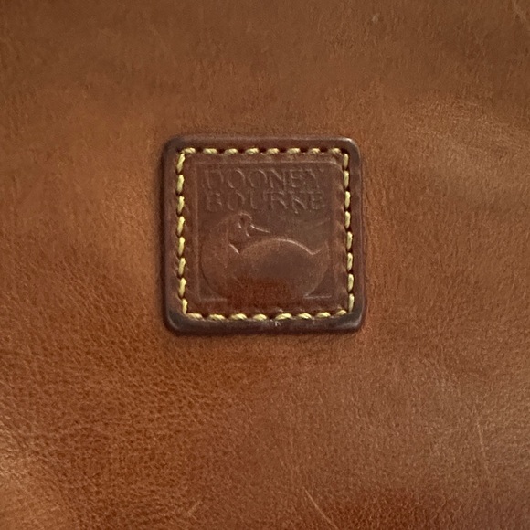 Dooney & Bourke Florentine leather crossbody handbag - Picture 3 of 9